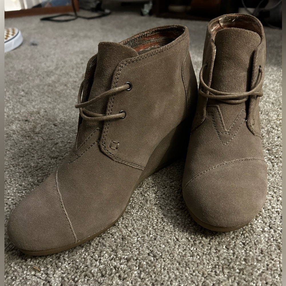 Wedged booties